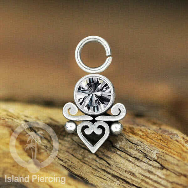 Koleksi Charm yang Liotin Piercing Stainless warna silver sangat lux dengan Kristal Zircon