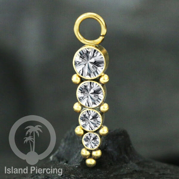 Koleksi Charm yang Liotin Piercing Stainless warna gold sangat lux dengan Kristal Zircon