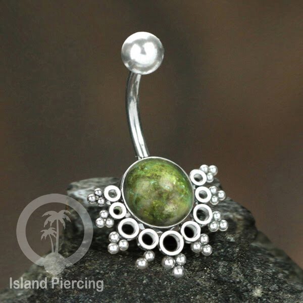Steel Belly Piercing, Tindik Pusar Baja Beda warna gold &amp; silver dengan batu asli besar