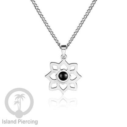 Perhiasan Kalung Stainless warna Silver dengan Liontin kecil Resin, Steel Necklace/Pendant