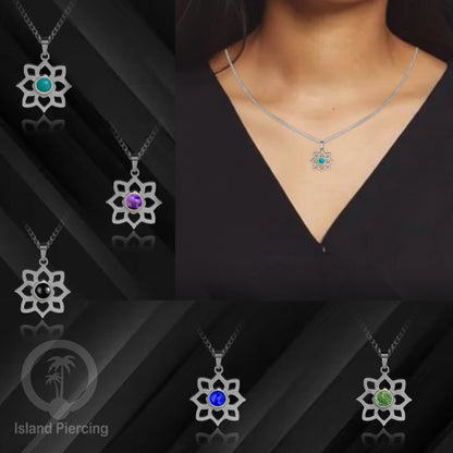 Perhiasan Kalung Stainless warna Silver dengan Liontin kecil Resin, Steel Necklace/Pendant