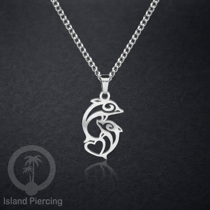 Kalung Stainless dengan Liontin kecil warna Silver inspirasi Laut. Lumba2, Kura2, Surfer, Ombak..