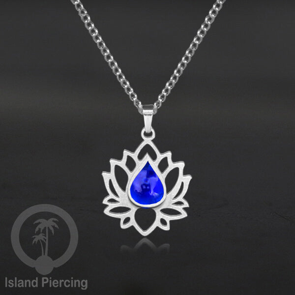 Perhiasan Kalung Liontin Stainless Teratai warna Silver dengan Resin warna-warni, Lotus Steel Charm Necklace