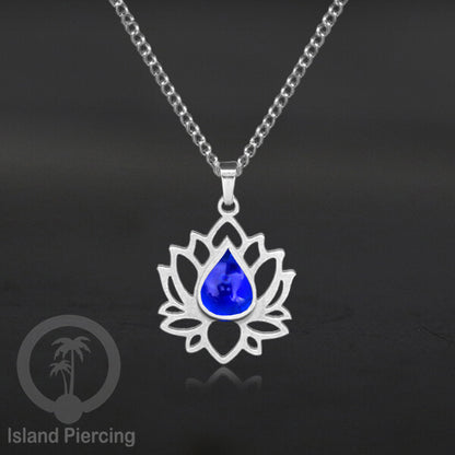 Perhiasan Kalung Liontin Stainless Teratai warna Silver dengan Resin warna-warni, Lotus Steel Charm Necklace