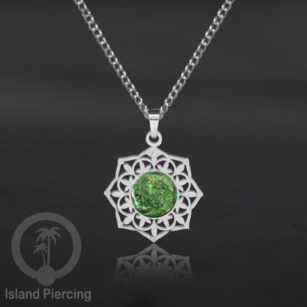 Perhiasan Kalung Stainless warna Silver dengan Liontin Resin motif Mandala. Steel Charm Necklace