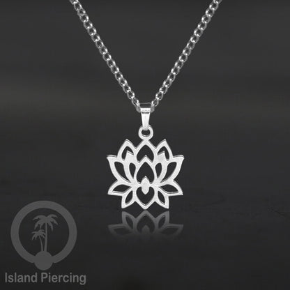 Steel Chain Necklace with Charm, Aksesoris Kalung Stainless dengan Liontin kecil