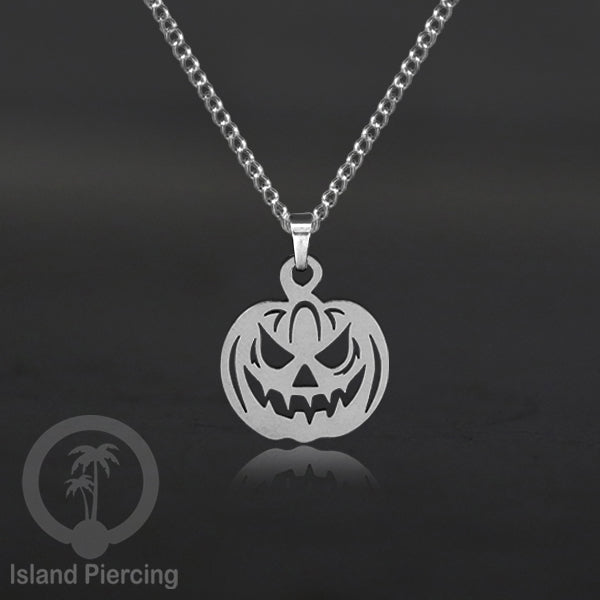Necklace Halloween Kalung Stainless warna silver Liotin motif gothic tengkorak, peti, sihir