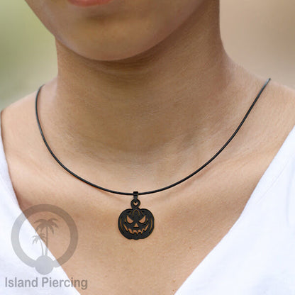 Necklace Halloween Kalung kulit dengan Liotin Stainless warna hitam motif gothic tengkorak, peti, sihir
