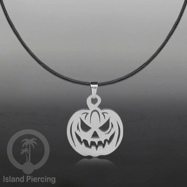 Necklace Halloween Kalung kulit dengan Liotin Stainless warna silver motif gothic tengkorak, peti, sihir