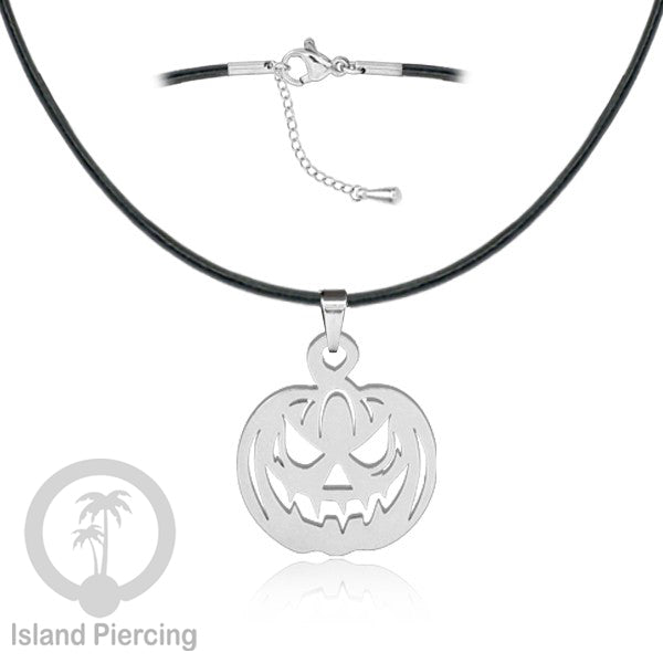 Necklace Halloween Kalung kulit dengan Liotin Stainless warna silver motif gothic tengkorak, peti, sihir