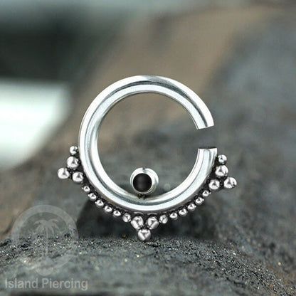 Tindik stainless body piercing, lingkaran terbuka dengan las bola pakai tangan
