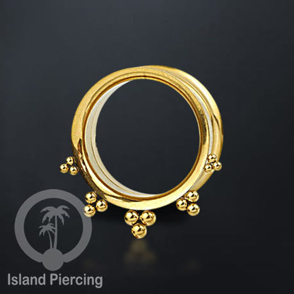 Anting tunnel Piercing stainless warna gold sederhana tapi cantik Body Jewelry