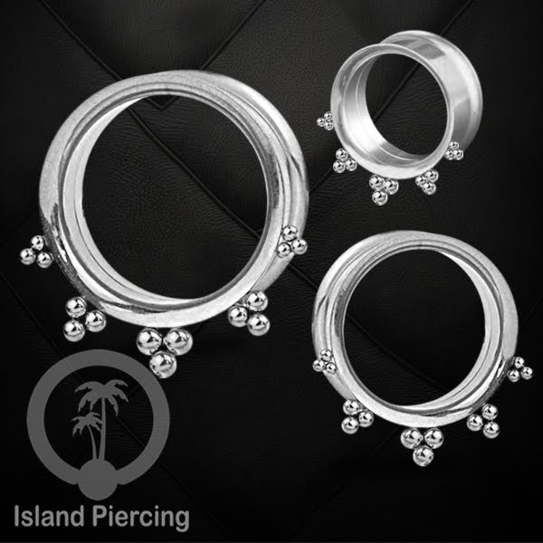Anting Tunnel Piercing Stainless warna silver Body Jewelry sederhana tapi cantik