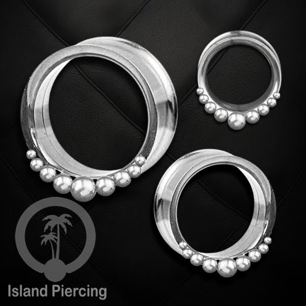 Anting Tunnel Piercing Stainless warna silver Body Jewelry sederhana tapi cantik
