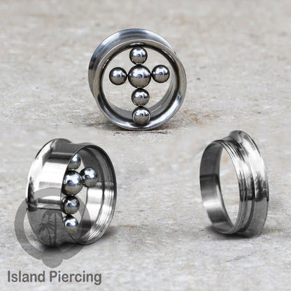 Anting tunnel Piercing stainless warna gold dan silver dengan desain menarik