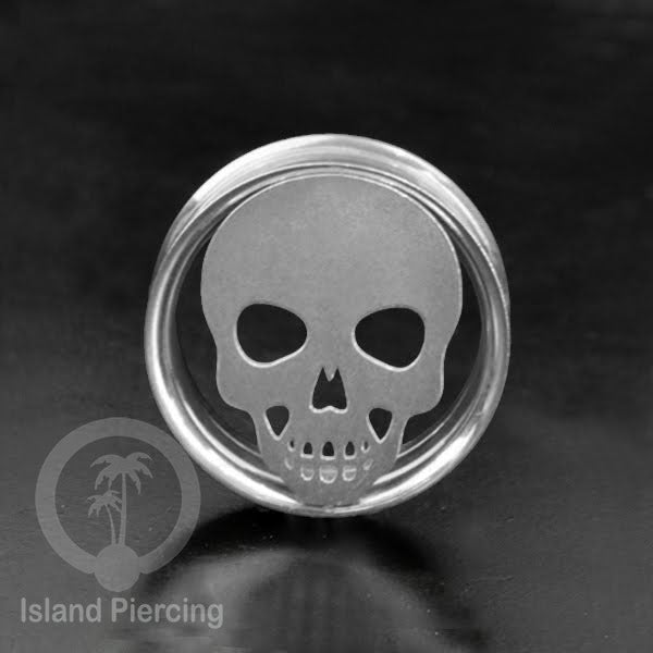 Anting Tindik Plug Stainless warna gold dan silver Ear-tunnel Piercing motif Tengkorak