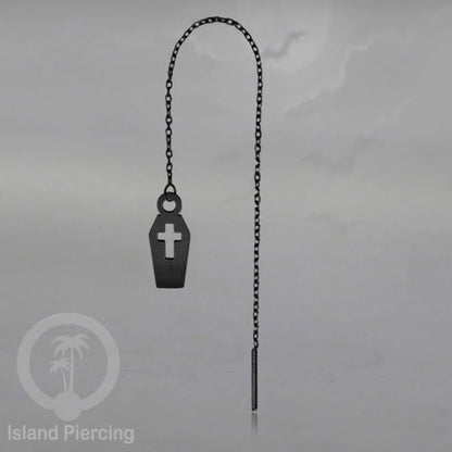 Anting Ear Threader Stainless warna hitam dengan model Halloween yang unik, Tengkorak, Peti