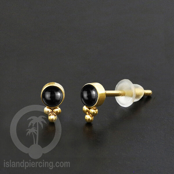 Anting Stud Stainless Earring warna gold dengan batu Turquoise dan Onyx Hitam