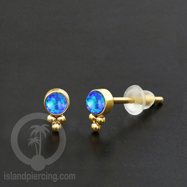 Anting Stud Stainless Earring warna gold dengan batu Opal Biru dan Putih