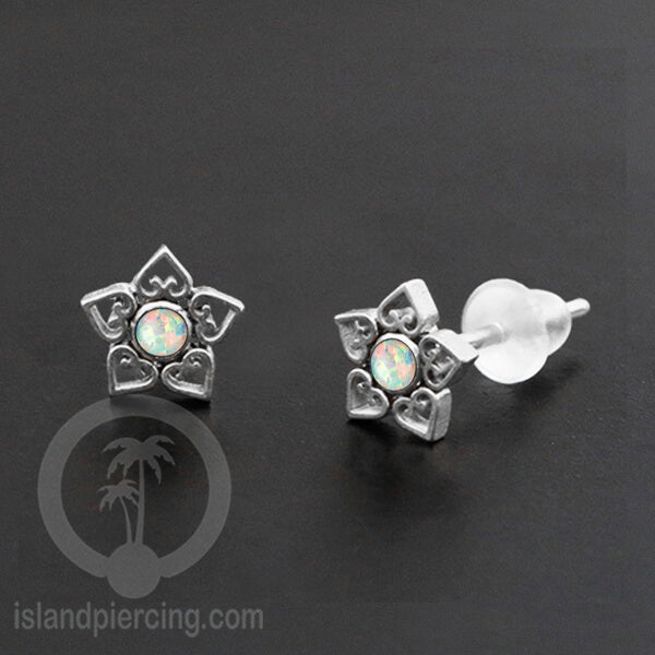 Anting Stud Stainless Earring warna silver dengan batu Opal Biru dan Putih