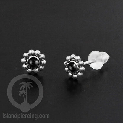 Anting Stud Stainless Earring warna silver dengan batu Turquoise dan Onyx Hitam