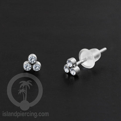 Anting Stud Stainless Earring warna silver dengan batu Kristal Zirconia
