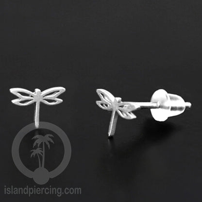 Anting Stud Stainless warna silver design yang cantik dengan banyak pilihan menarik