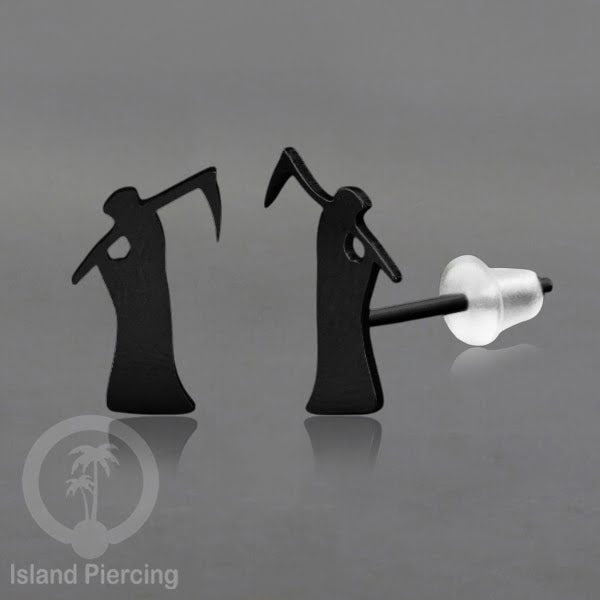 Anting Stud Stainless warna hitam design serum Halloween model Tengkorak, Peti, Sihir