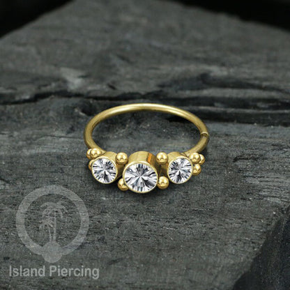Nose Piercing Jewelry Perhiasan Hidung Nose Ring warna gold dekorasi 3 Batu