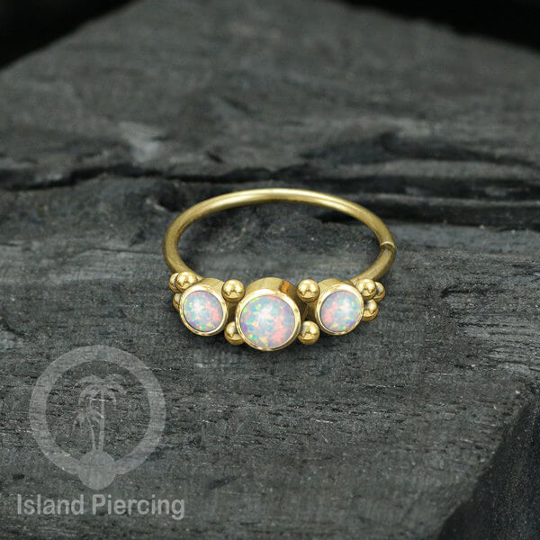 Nose Piercing Jewelry Perhiasan Hidung Nose Ring warna gold dekorasi 3 Batu