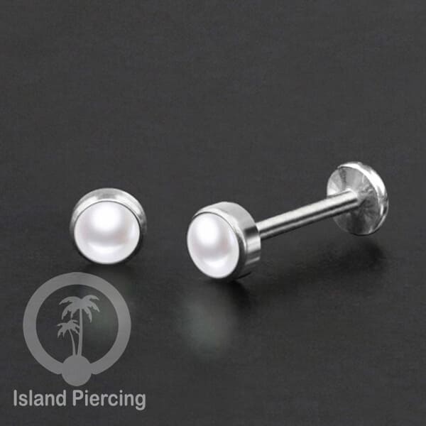 Tindik labret push system, threadless piercing warna silver dengan banyak variasi batu
