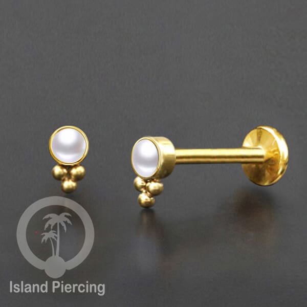 Tindik Labret push system, Threadless Piercing warna gold dengan variasi batu