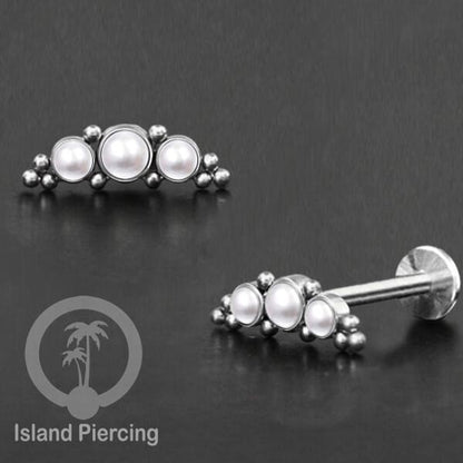 Tindik Labret push system, Threadless Piercing warna silver model Helix dengan batu